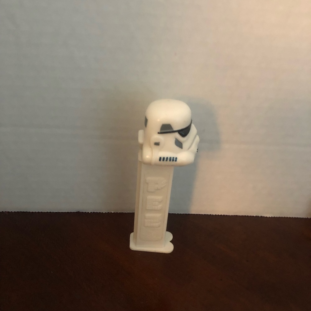 Vintage storm trooper Star Wars Pez dispenser